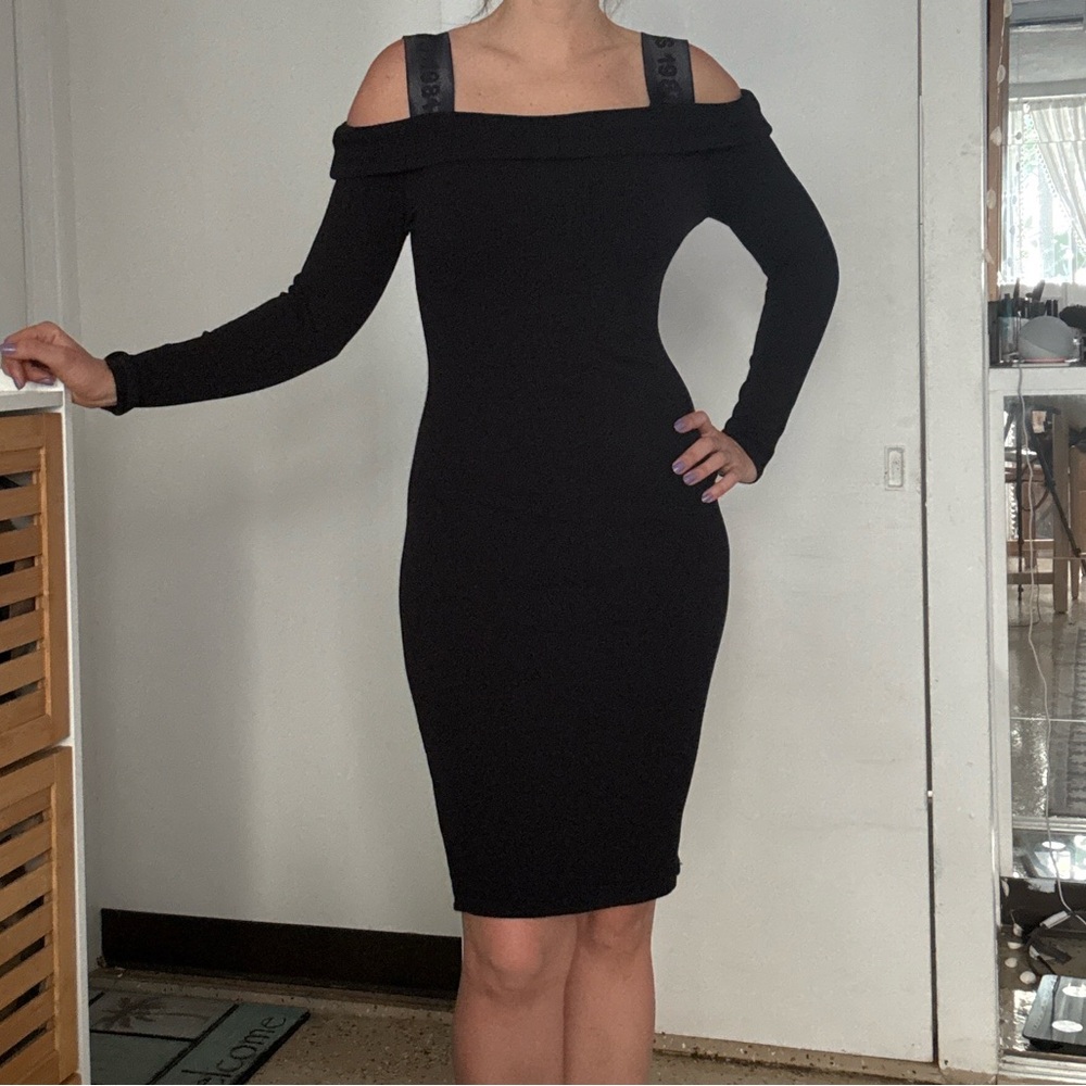 Guess Black Long Sleeve Off-Shoulder Dress